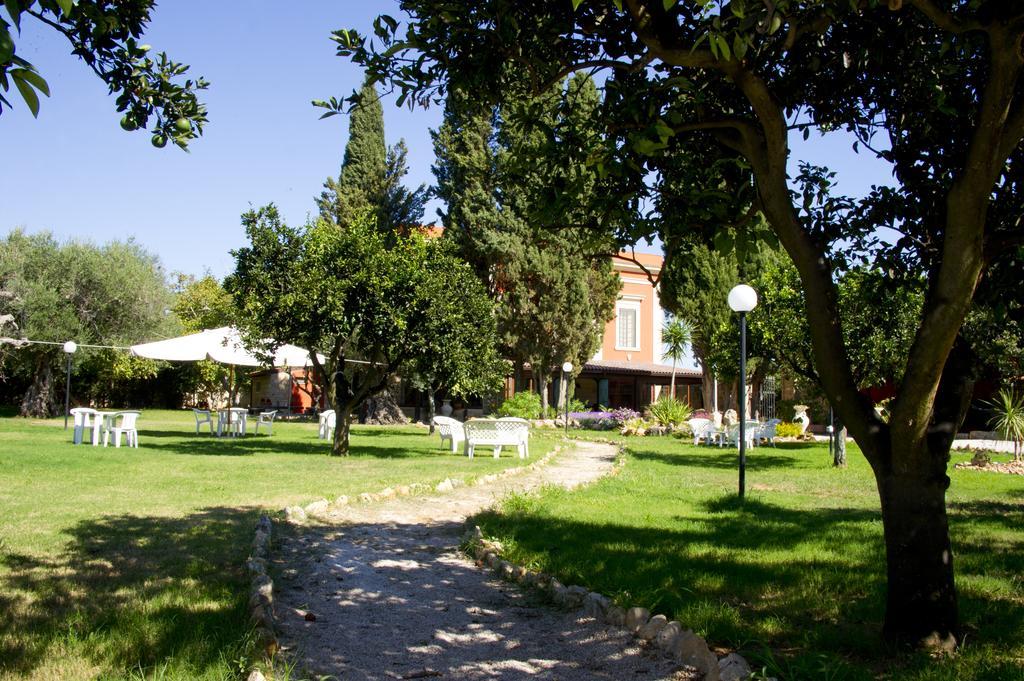 Agriturismo Santa Chiara Alezio Eksteriør billede