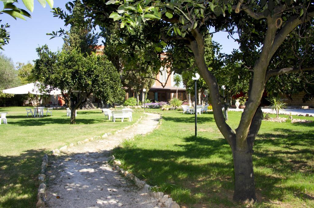 Agriturismo Santa Chiara Alezio Eksteriør billede