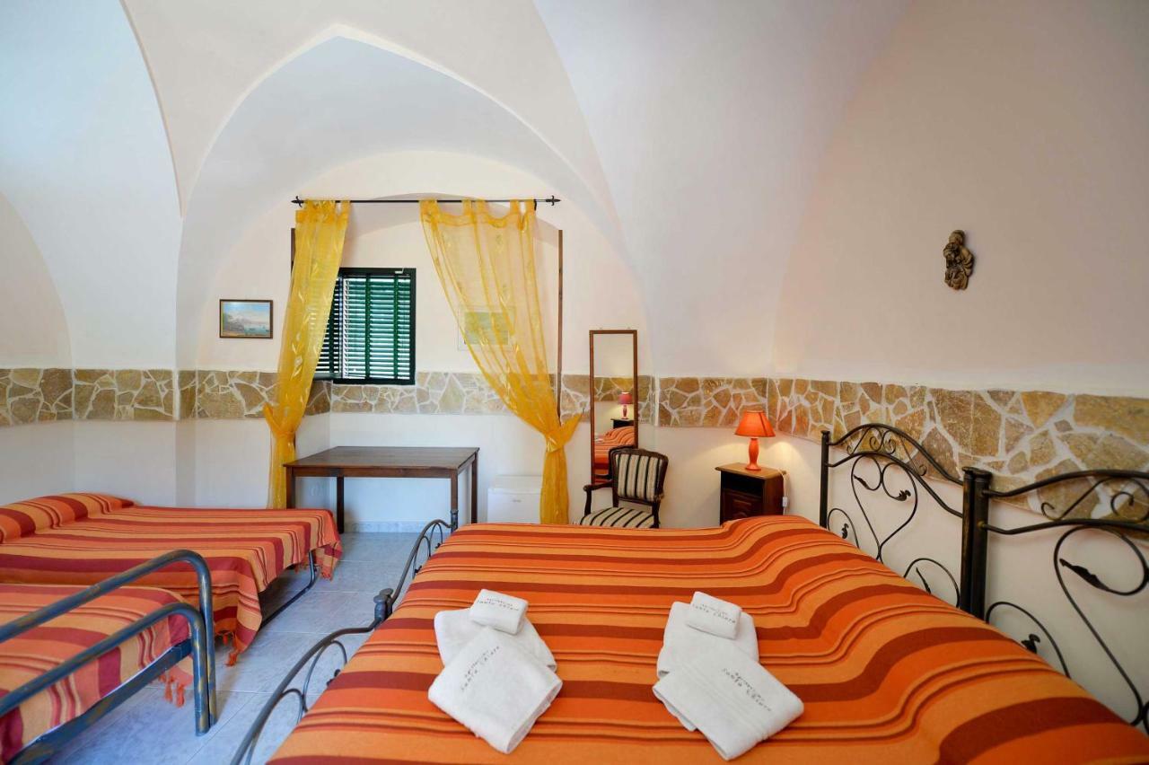 Agriturismo Santa Chiara Alezio Eksteriør billede
