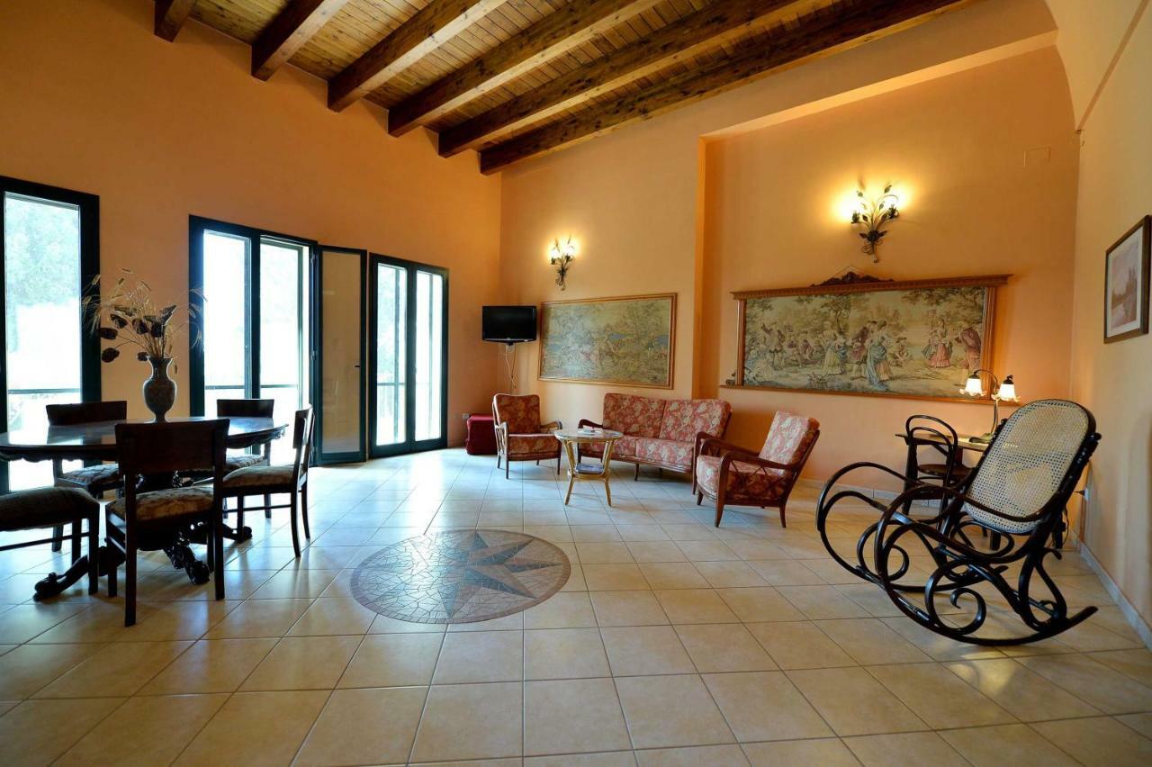 Agriturismo Santa Chiara Alezio Eksteriør billede